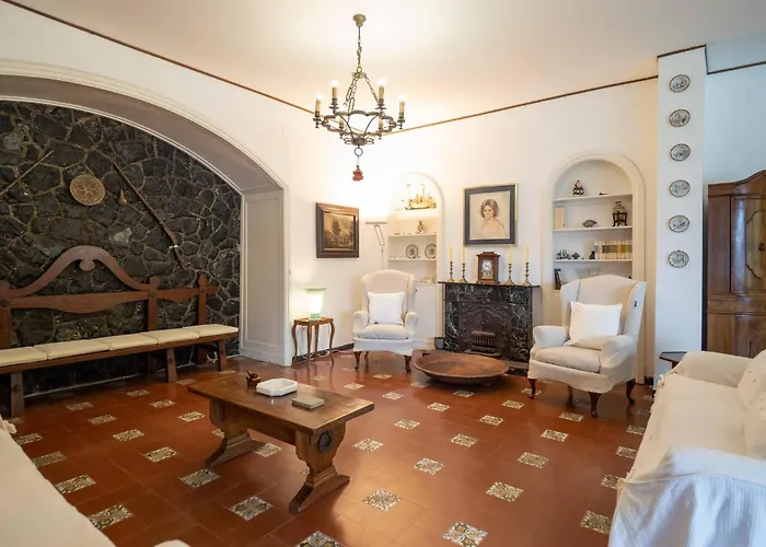 Tanca With Ac, Terrace And Views Villa